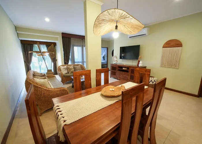 Villa Chandi 1 - Legian-Seminyak - 8 Bedroom - 7 Bathroom Villa